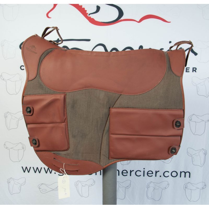 Natural and Taupe Endurance Saddle Pad