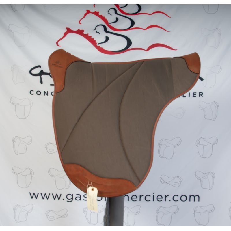 Ochre and natural saddle pad, large area